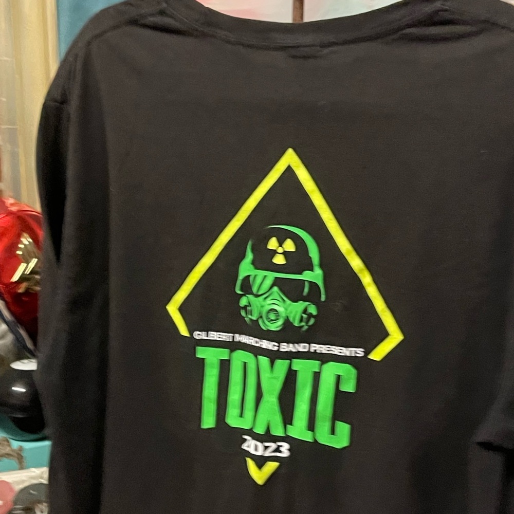 Toxic - Picture 4 of 4